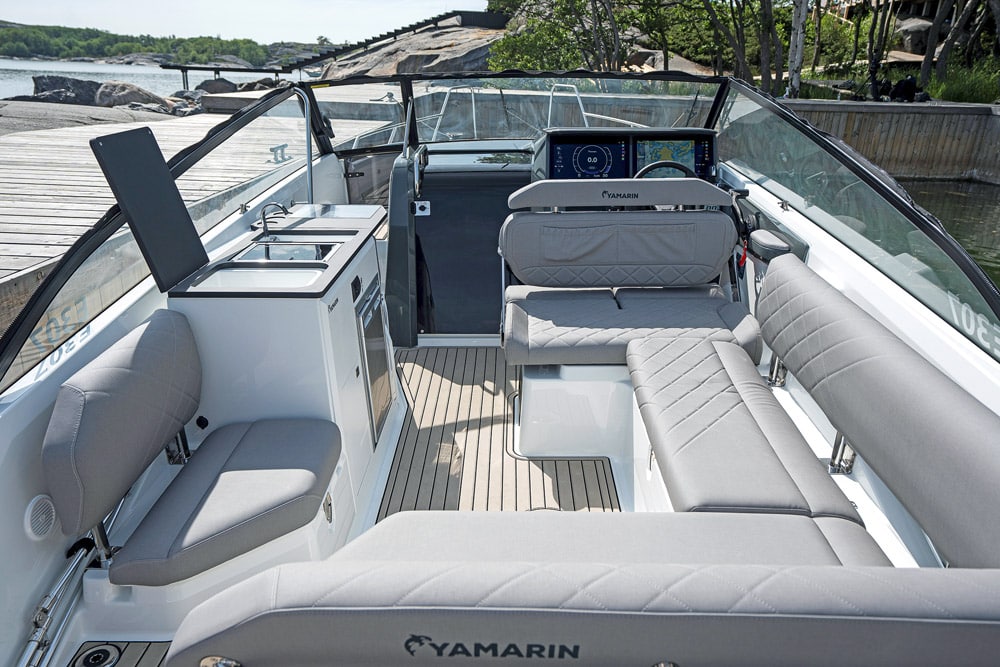 Yamarin 80 DC The cockpit can comfortably seat eight with the helm seat reversed.