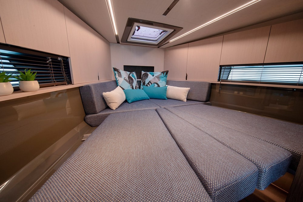 The forward section quickly converts to a double bed.