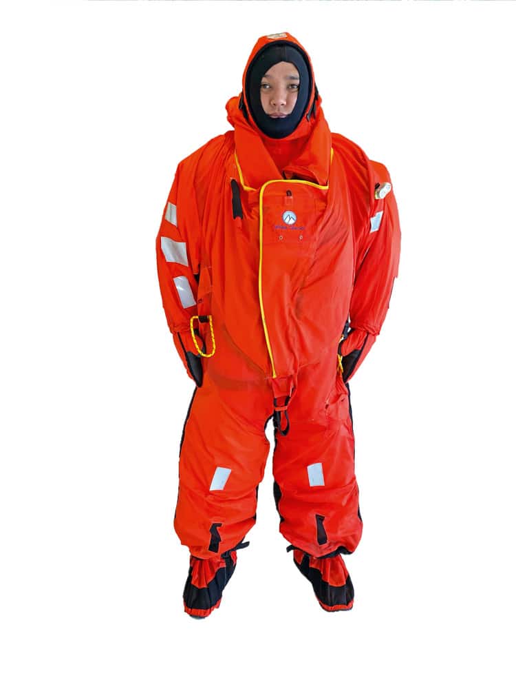 The innovative design of the Arctic 10+ even allows the user to open the suit from within to access bare hands for eating, drinking and performing first aid.