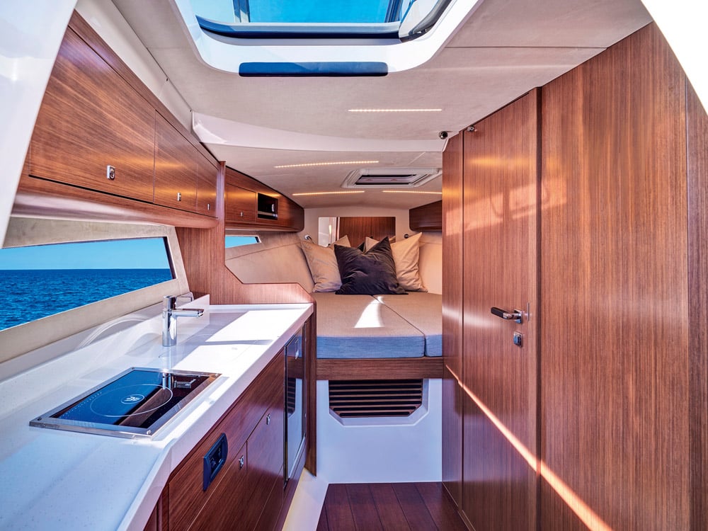 Galley - Windy 34 Alize