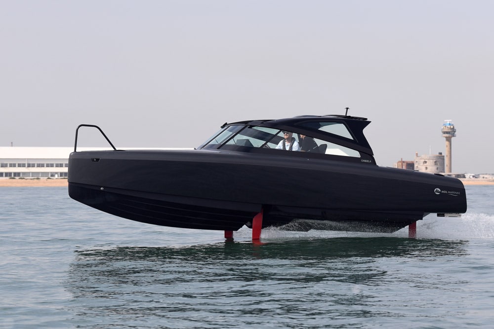 Candela Foiling electric boat