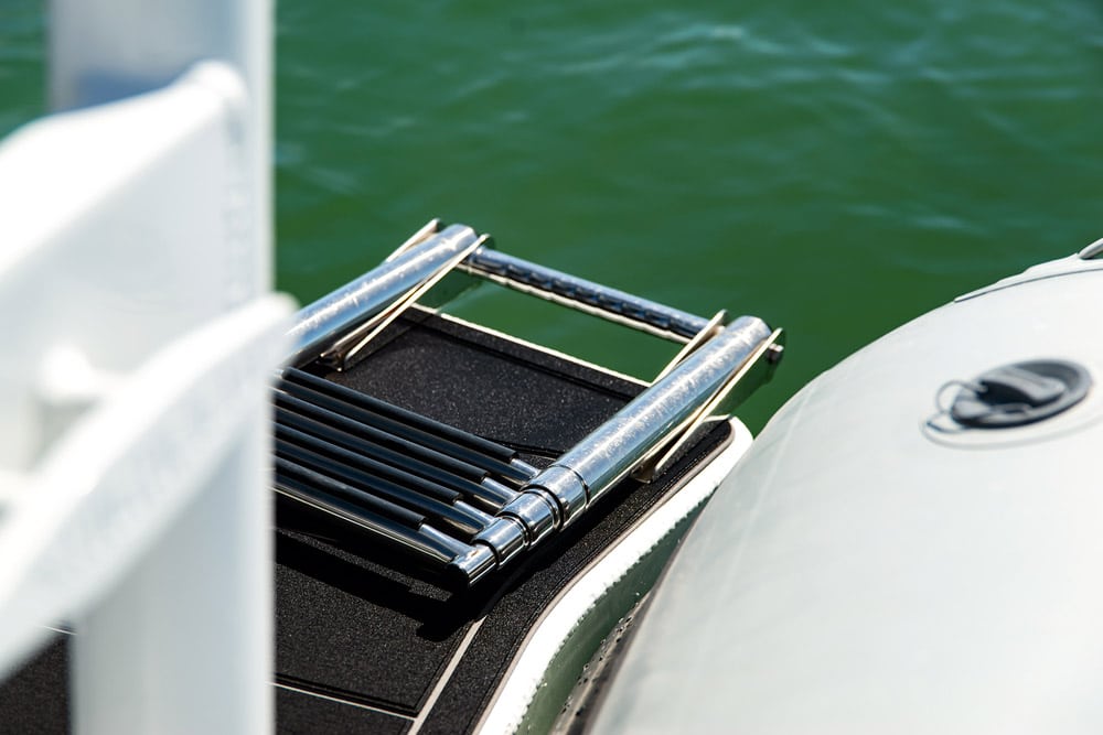 Retractable swimming ladder