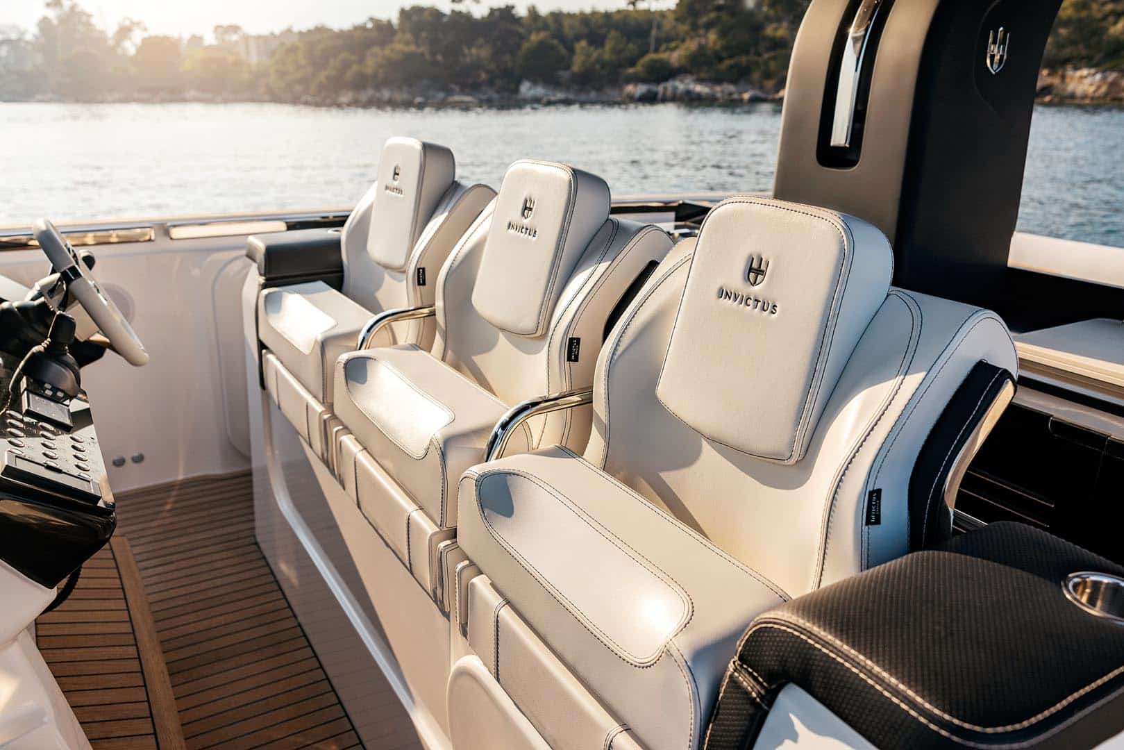 The helm design works well either standing or sitting.
