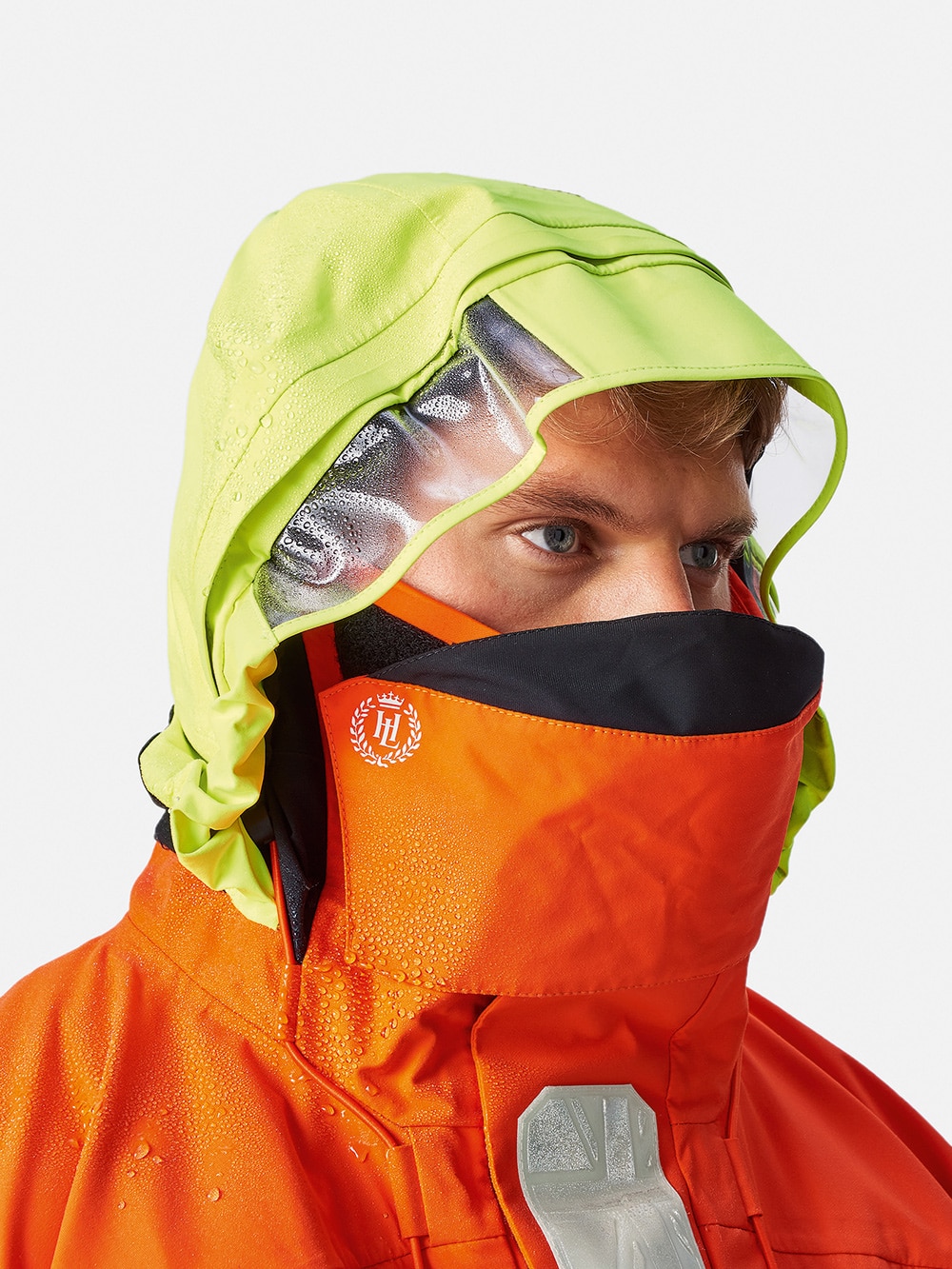 Henri-Lloyd - elite jacket - The Optivision hood offers superior peripheral vision, while still providing full protection.