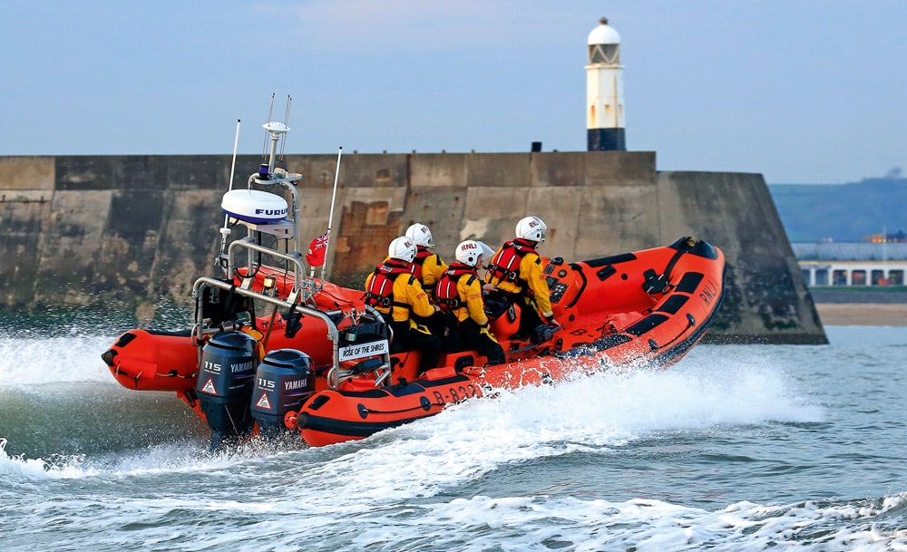 Porthcawl Atlantic 85. - B832 Rose of the Shires.