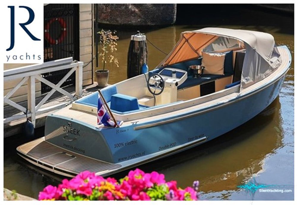 SilentYachting.com- Picnic onboard JR Yachts Classic - Southampton International Boat Show - UK debut