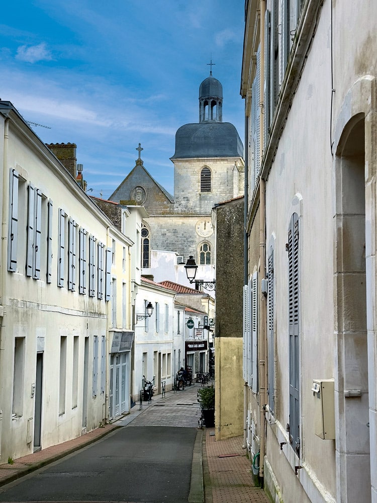 The imposing church in the middle of the town.