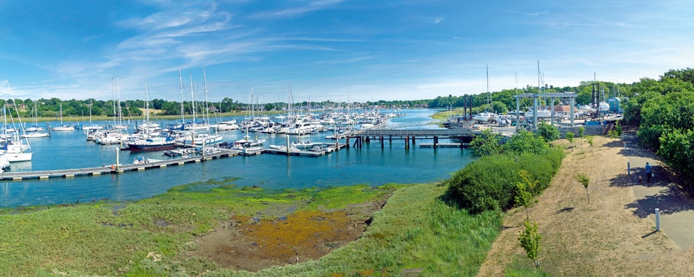 Premier Marinas - Universal berthing and pontoons.