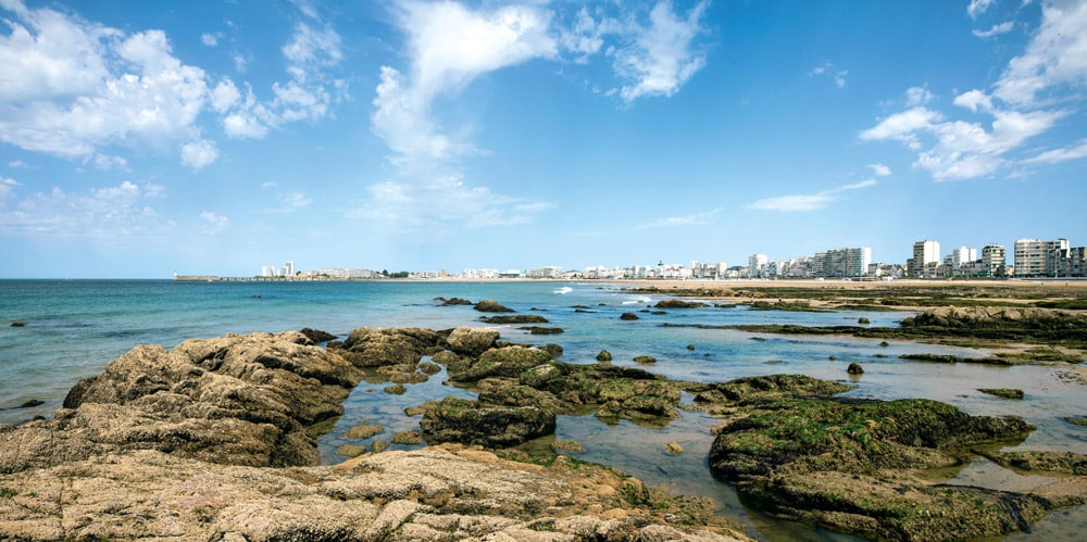 The beach on the Bay of Les Sables d’Olonne. © iStock-Thomas Pajot
